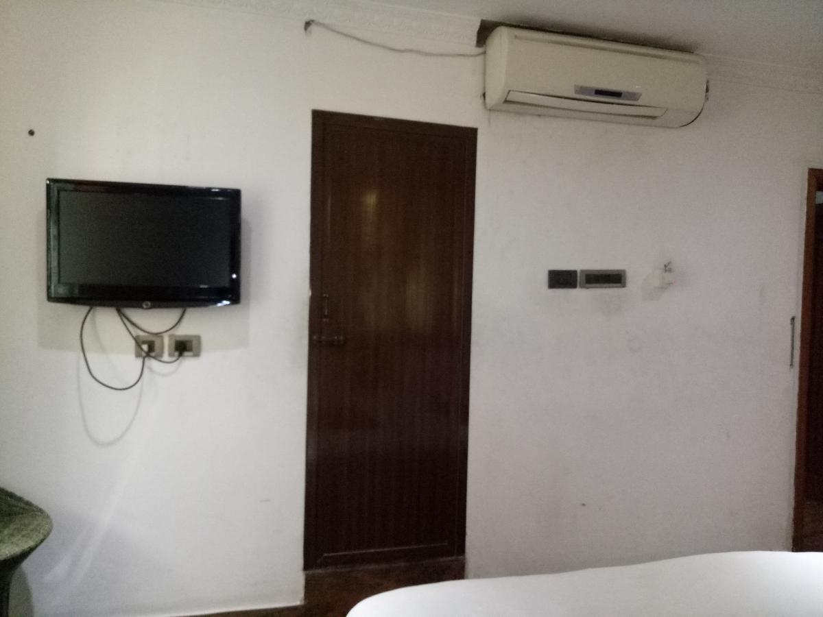 Grand International Hotel Erode Exterior photo